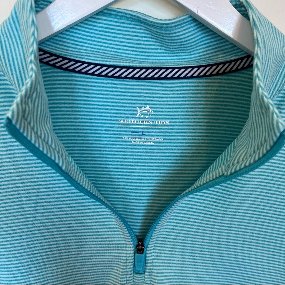 Southern Tide Men’s Cruiser 1/4 Zip Green Stripes Large Preppy Long Sleeve - Picture 3 of 6